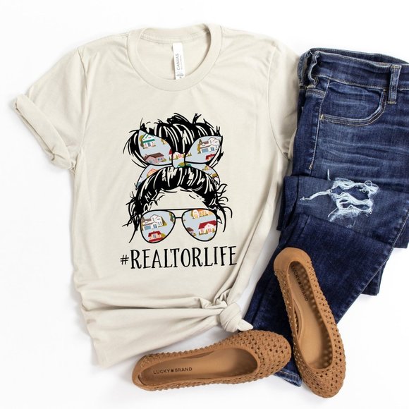 Realtor Life Messy Bun Bella Canvas T-shirt XS-XL - Picture 1 of 2